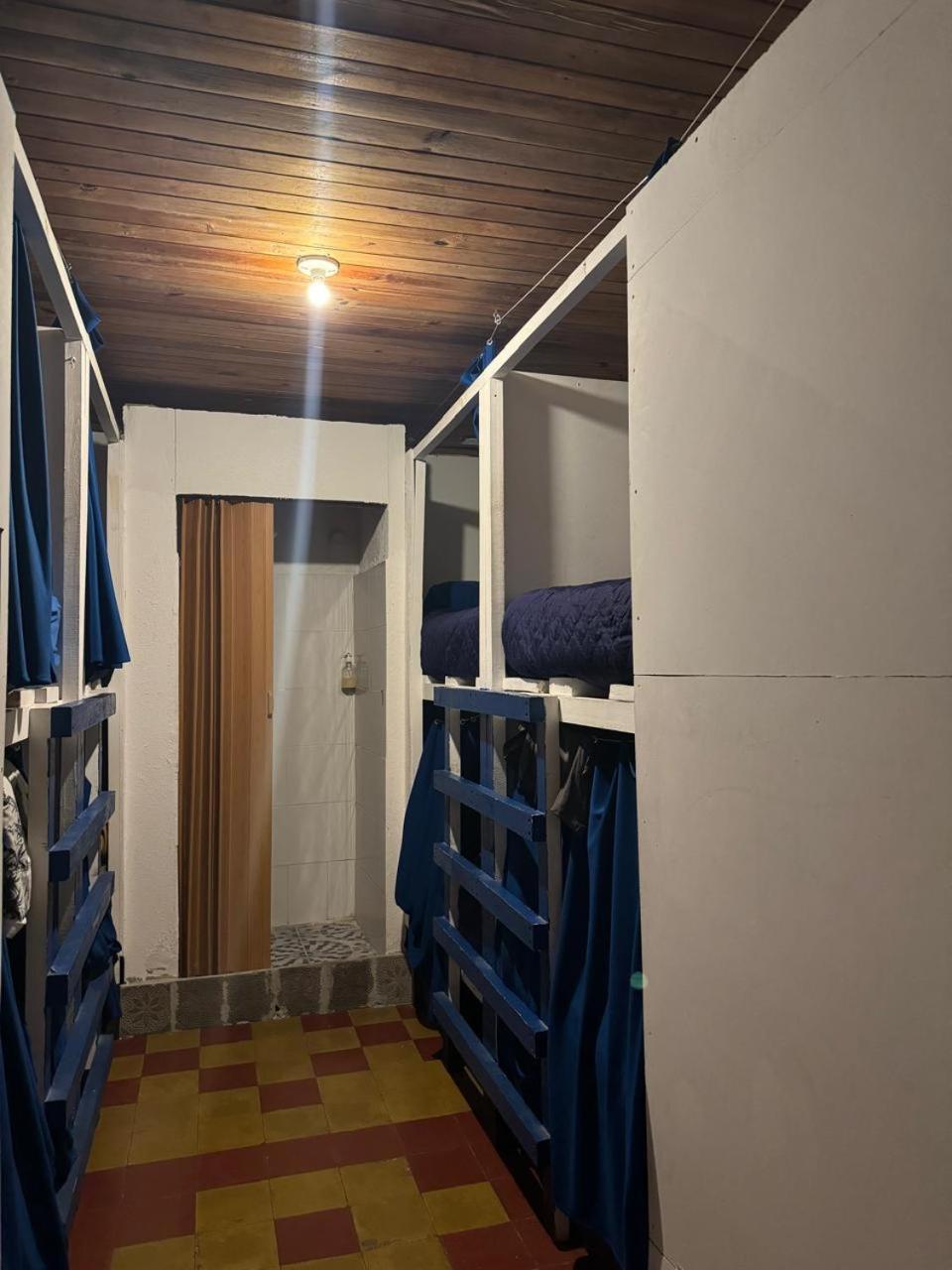 Kamazoztz Hostel And Travel Antigua Eksteriør billede