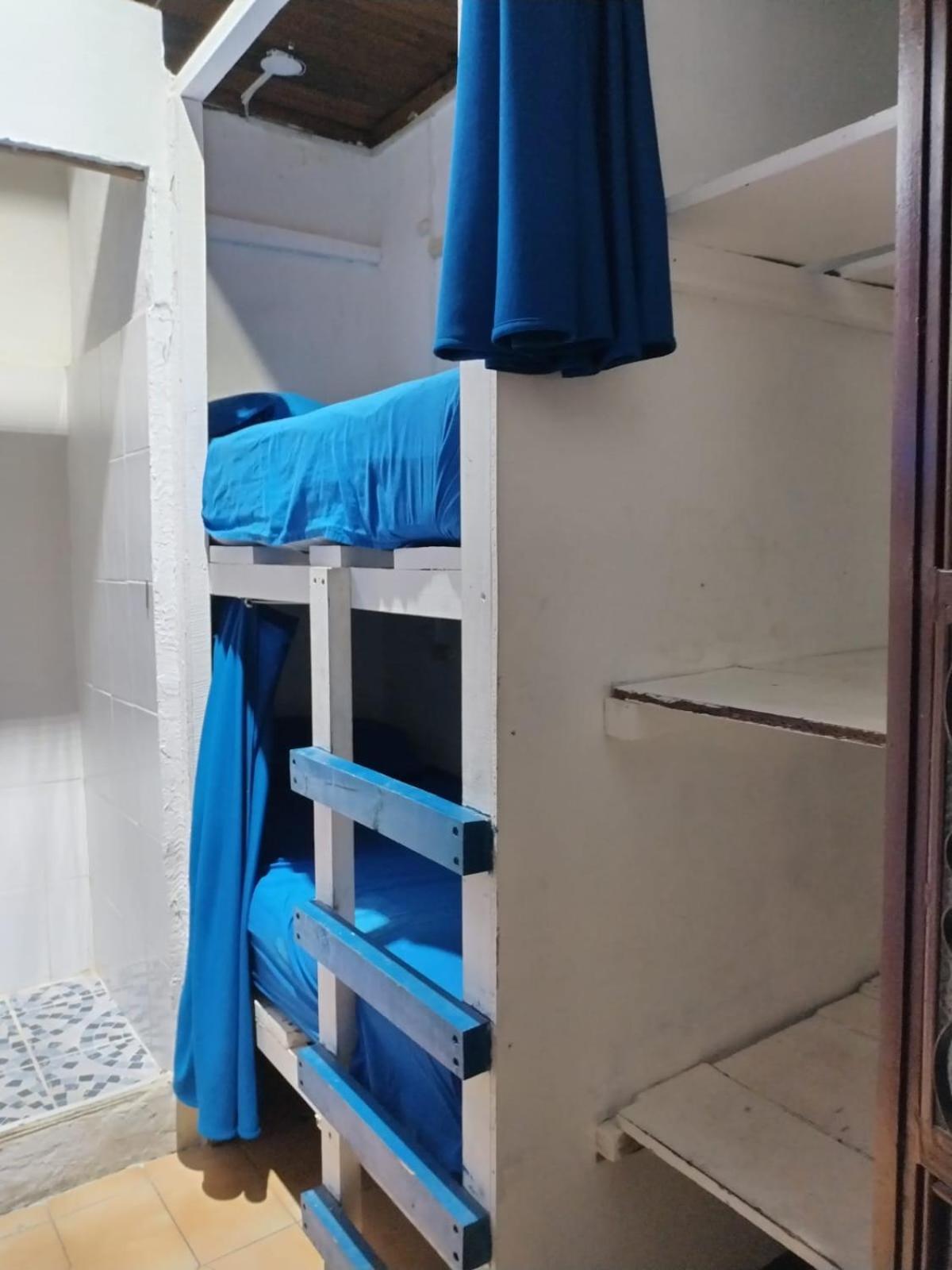 Kamazoztz Hostel And Travel Antigua Eksteriør billede